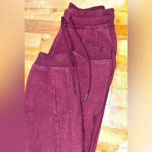 Lululemon Scuba High-Rise Joggers